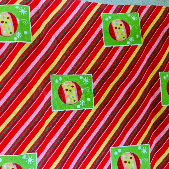 CHRISTMAS TABLE RUNNER‎ - Picture 4 of 6